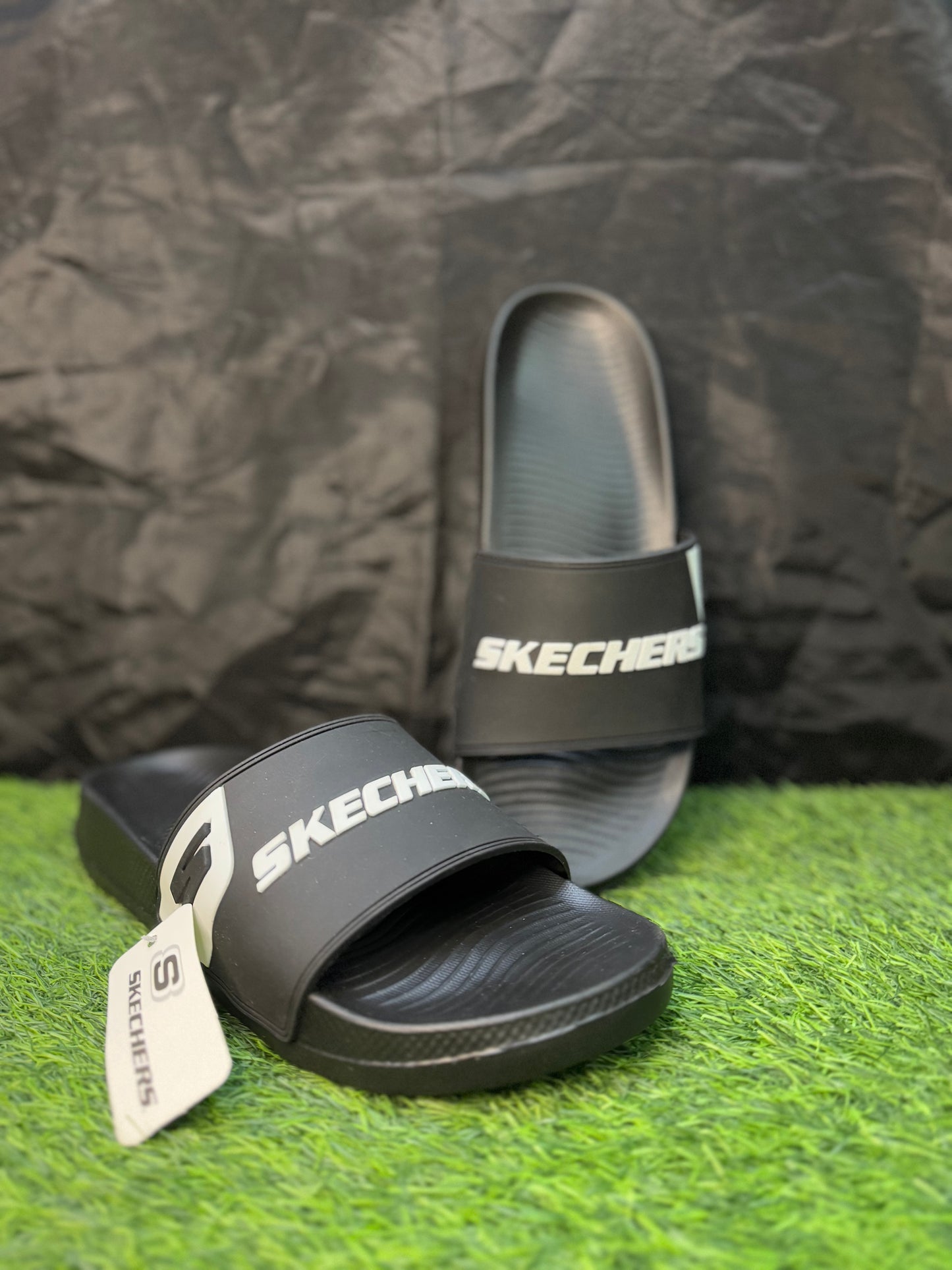 SKECHERS PURE BLACK | SOFT AND MEDICATED | “SPECIALLY MADE FOR FOOT PAIN RELIEF”