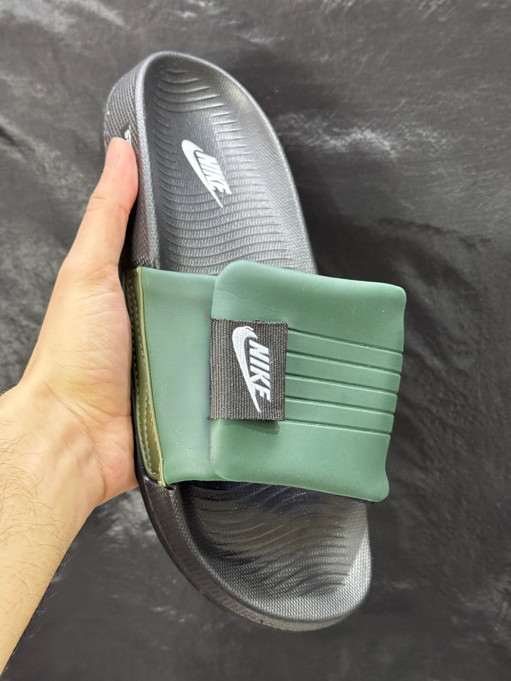 NKE AIRCUSH SLIPPERS | SUPER SOFT & ANTI-SLIP |“ADJUSTABLE STRAP” Lavish steps