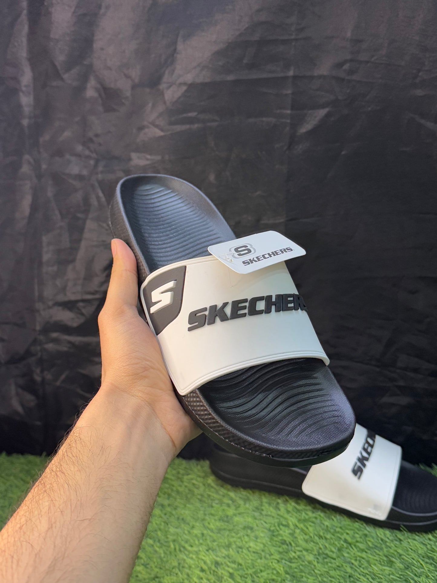 SKECHERS BLACK N WHITE | SOFT AND MEDICATED | “SPECIALLY MADE FOR FOOT PAIN RELIEF”