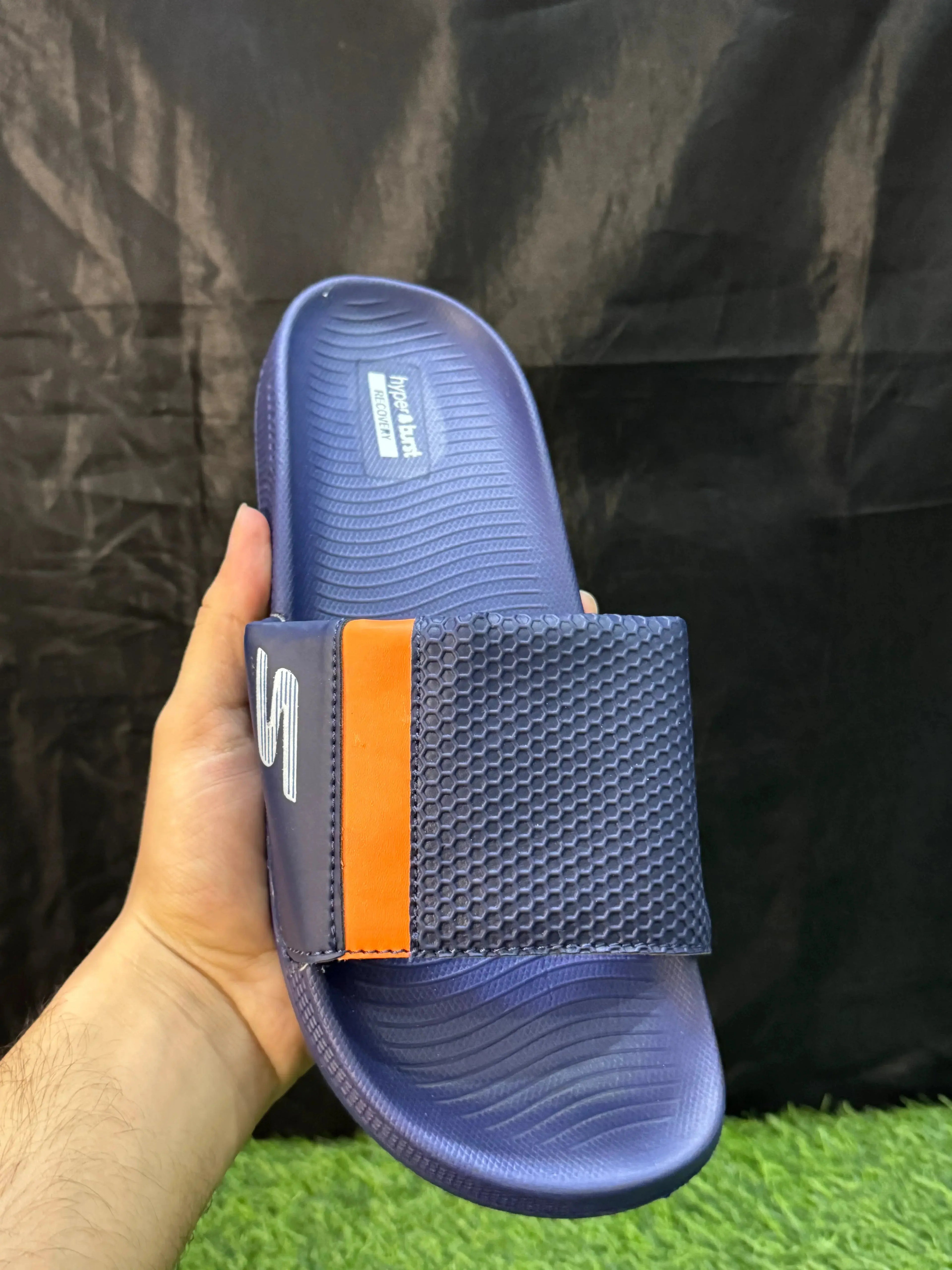 SKECHERS PURE NAVY IMPORTED | HYPER BURST MEDICATED SOLE | “WITH INNER PADDING” Lavish steps