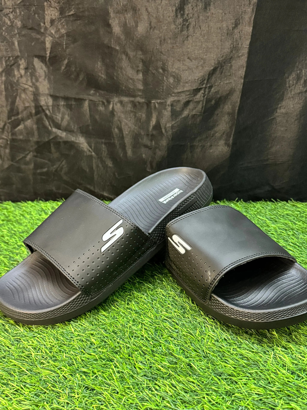 SKECHERS PURE BLACK IMPORTED | HYPER BURST MEDICATED SOLE | “WITH INNER PADDING” Lavish steps